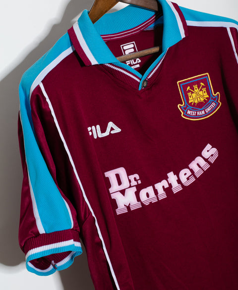 West Ham 2000-01 Home Kit (L)