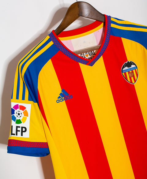 Valencia 2015-16 Away Kit (L)