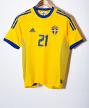 Sweden 2002 Ibrahimovic Home Kit (M)