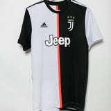 Juventus 2019-20 Ronaldo Home Kit (L)