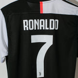 Juventus 2019-20 Ronaldo Home Kit (L)
