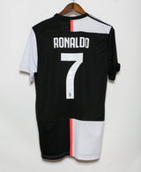 Juventus 2019-20 Ronaldo Home Kit (L)