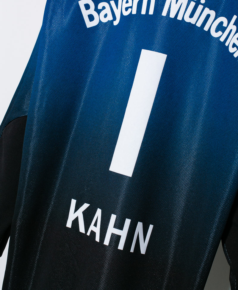 Bayern Munchen 2002-03 Kahn Long Sleeve GK Kit (L)