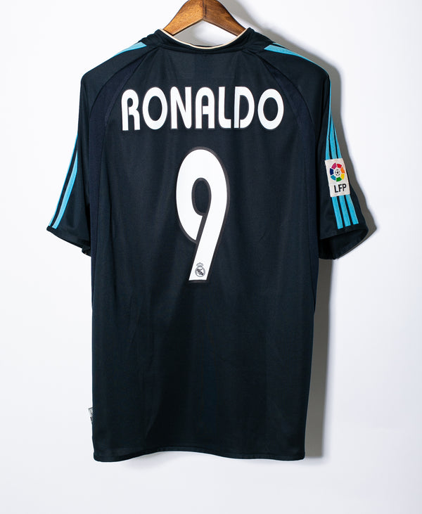 Real Madrid 2003-04 Ronaldo Away Kit (XL)