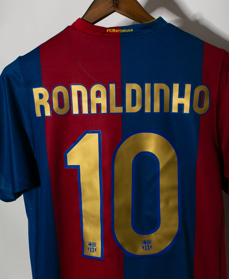 Barcelona 2006-07 Ronaldinho Home Kit (S)