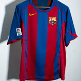 Barcelona 2004-05 Ronaldinho Home Kit (L)