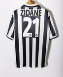 Juventus 1996-97 Zidane Home Kit (XL)