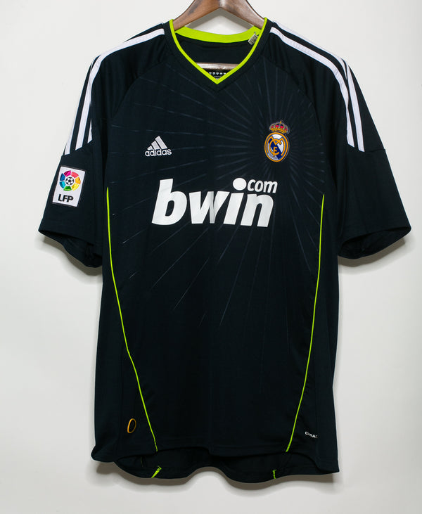 Real Madrid 2010-11 Ronaldo Away Kit (XL)
