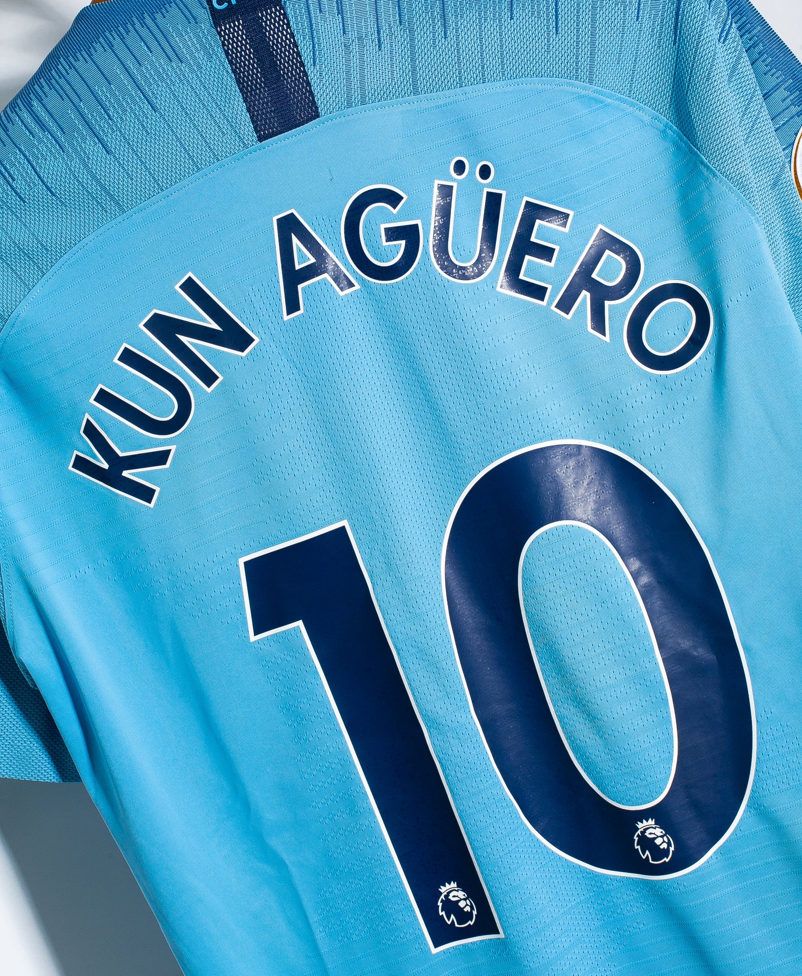 Nike Manchester deals City Club Home Kun Aguero 10