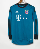 Bayern Munich 2013-14 Neuer GK Kit (S)