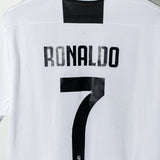 Juventus 2018-19 Ronaldo Home Kit (XL)