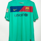 Barcelona 2010-11 Xavi Away Kit (XL)