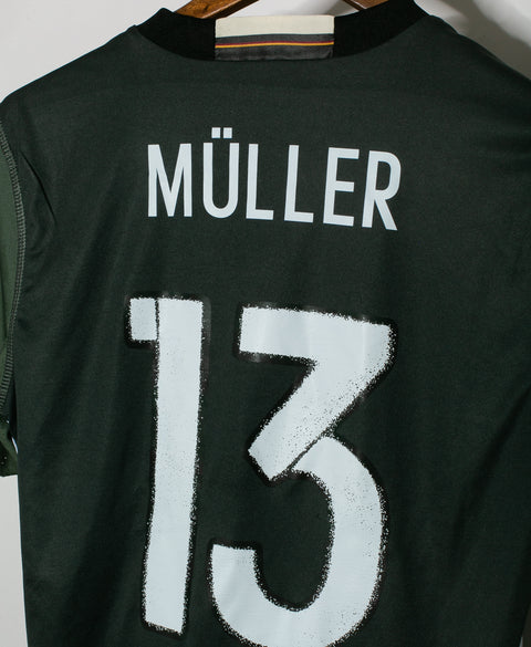 Germany 2016 Muller Away Kit (S)