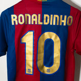 Barcelona 2006-07 Ronaldinho Home Kit (S)