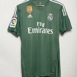 Real Madrid 2017-18 GK Kit (M)