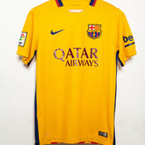 Barcelona 2015-16 Suarez Away Kit (S)