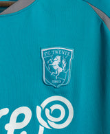 Twente 2016-17 Away Kit (L)