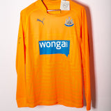 Newcastle 2014-15 Goalkeeper Kit NWT (L)