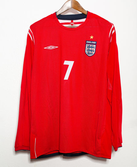 England 2004 Beckham Long Sleeve Away Kit (2XL)