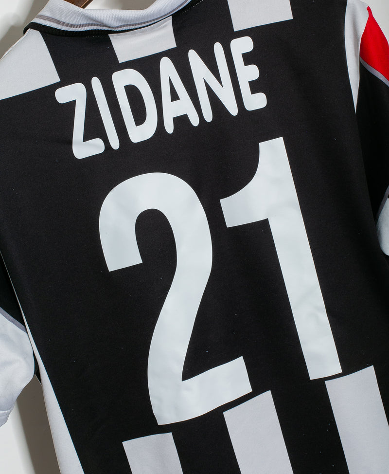 Juventus 2000-01 Zidane Home Kit (M)