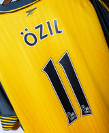Arsenal 2016-17 Ozil Away Kit (XL)