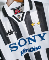 Juventus 1996-97 Deschamps European Home Kit (S)