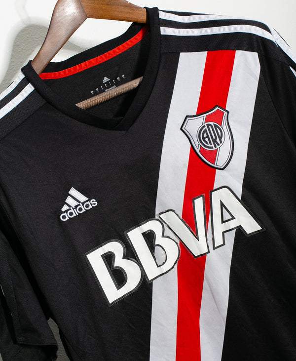 River Plate 2016-17 Fourth Kit (L)