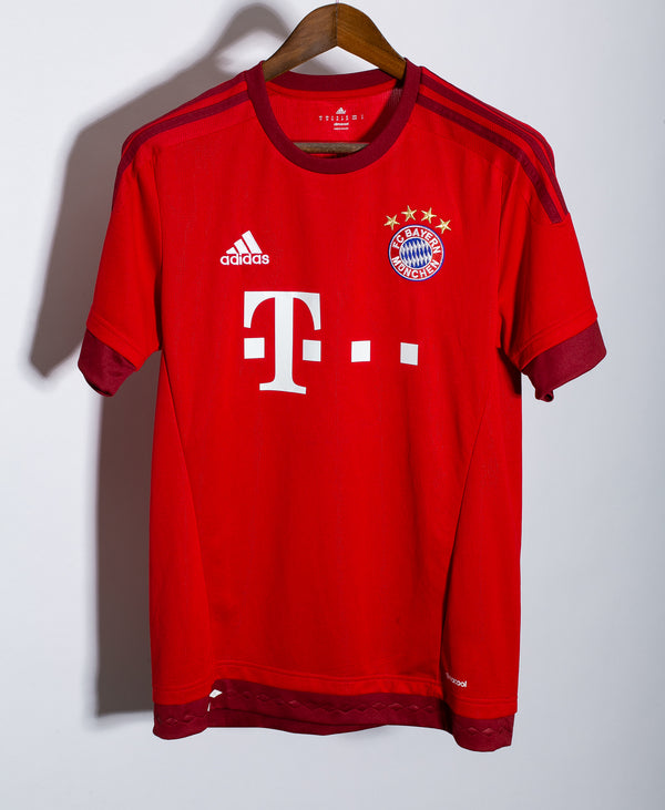 Bayern Munich 2015-16 Lahm Home Kit (M)