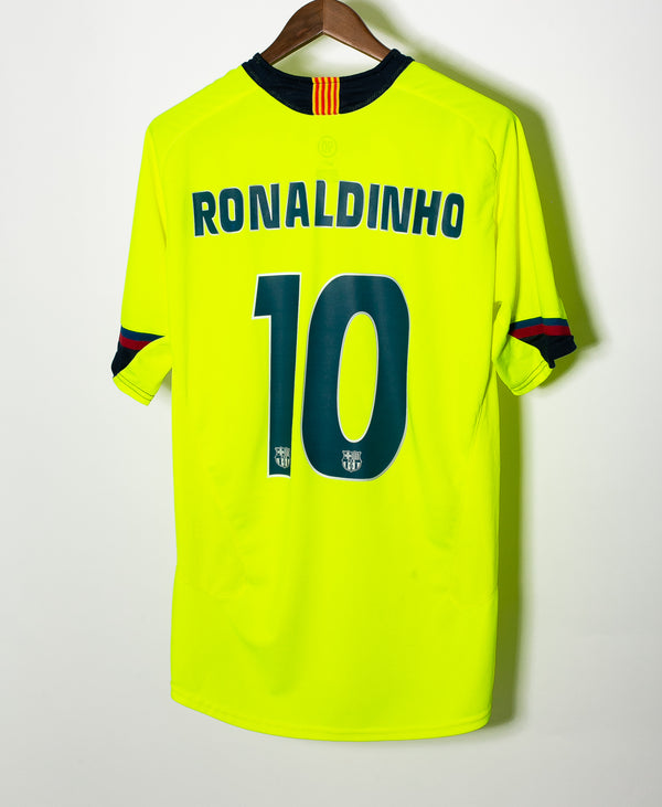 Barcelona 2005-06 Ronaldinho Away Kit (XL)