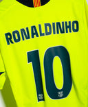 Barcelona 2005-06 Ronaldinho Away Kit (XL)
