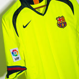 Barcelona 2005-06 Ronaldinho Away Kit (XL)