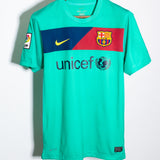 Barcelona 2010-11 Xavi Away Kit (S)