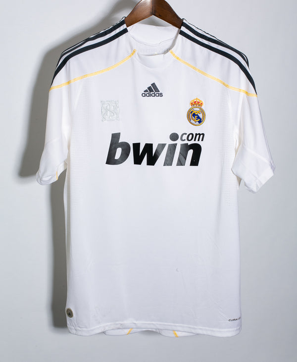 Real Madrid 2009-10 Kaka Home Kit (L)