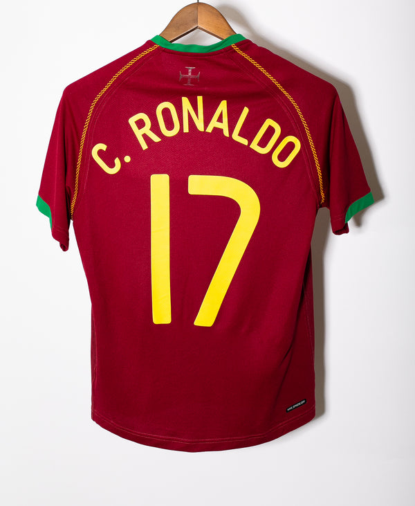 Portugal 2006 Ronaldo Home Kit (S)