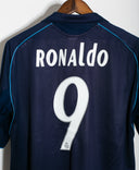 Real Madrid 2005-06 Ronaldo Away Kit (L)
