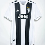 Juventus 2018-19 Ronaldo Home Kit (M)