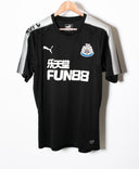 Newcastle United 2017 Training Kit (L)