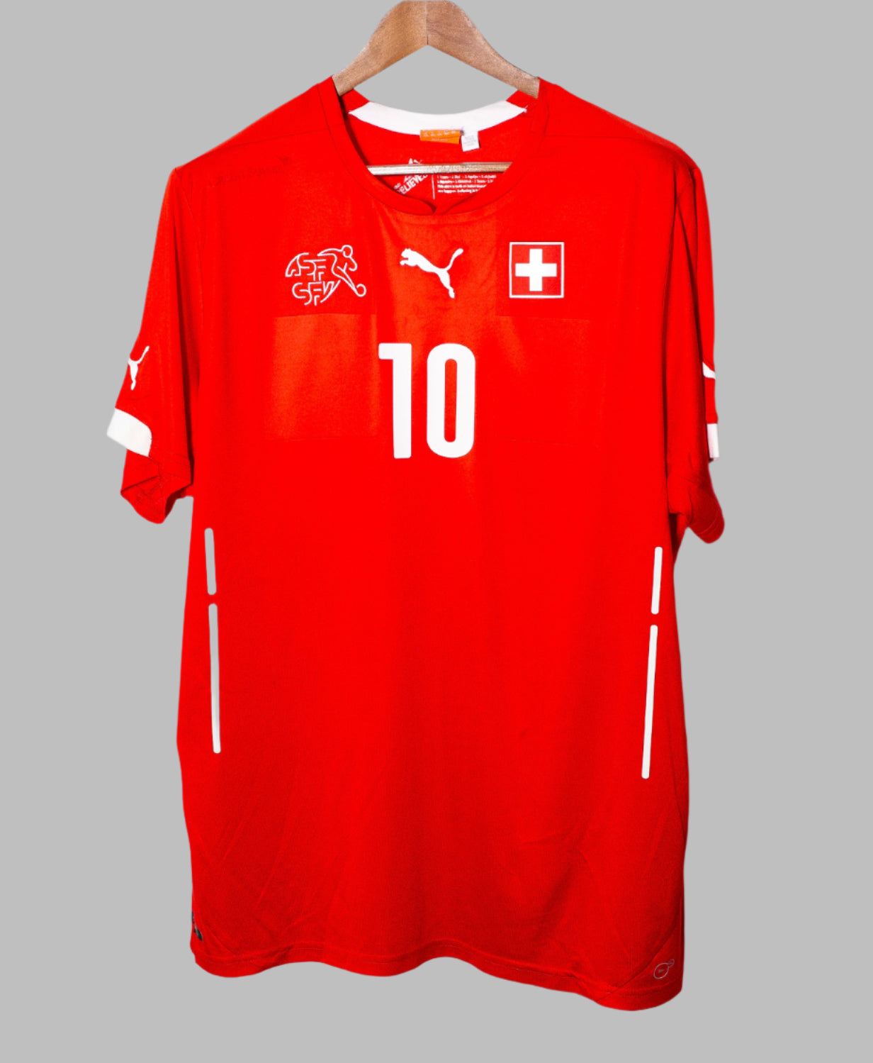 Switzerland 2014 Xhaka Home Kit (2XL)