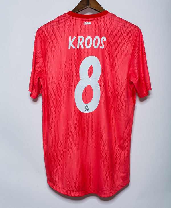 Real Madrid 2018-19 Kroos Third Kit (L)
