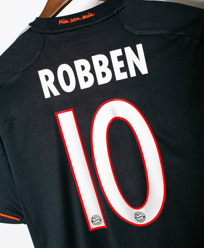 Bayern Munich 2012-13 Robben Third Kit (L)