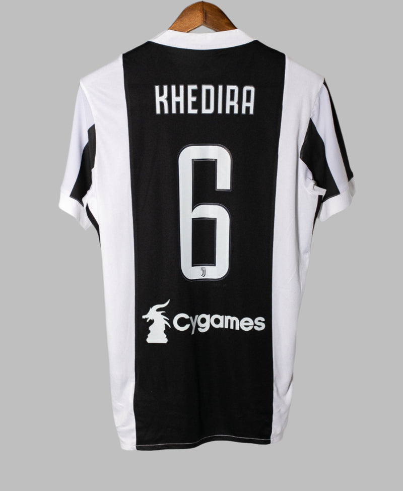 Juventus 2017-18 Khedira Home Kit (M)