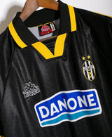 Juventus 1994-95 Baggio Third Kit (L)