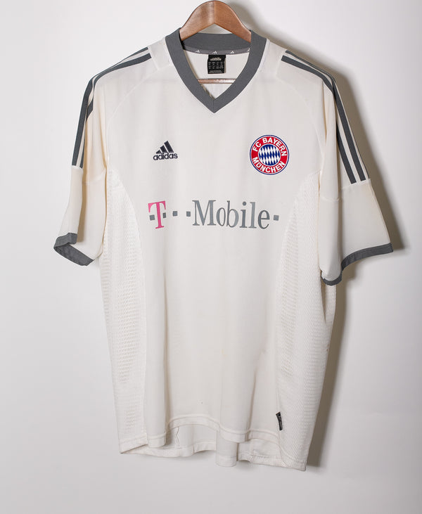 Bayern Munich 2002-03 Ze Roberto Away Kit (XL)