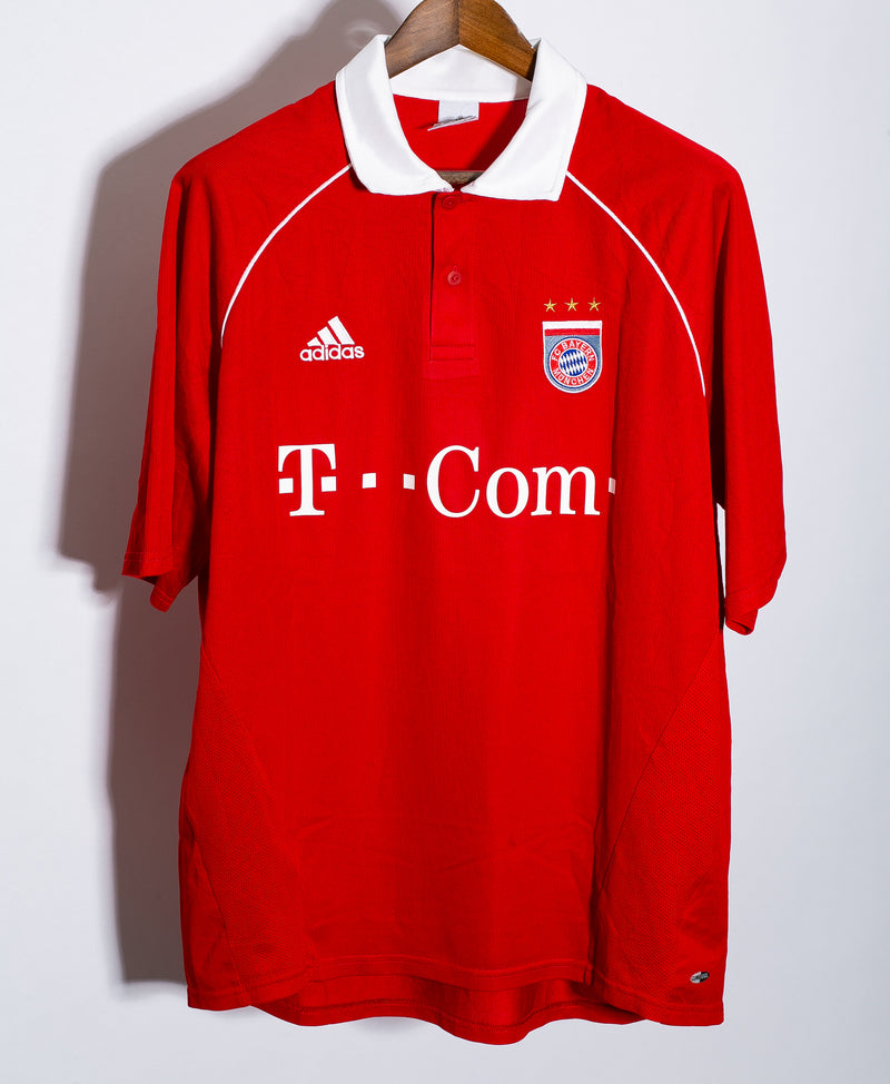 Bayern Munich 2005-07 Makaay Home Kit (XL)