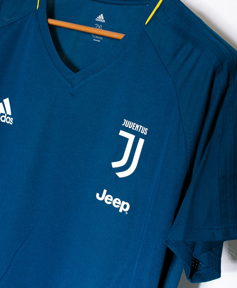 Juventus 2017 Blue Training Kit (2XL)