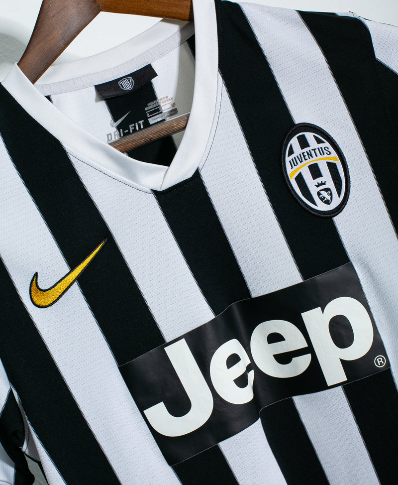 Juventus 2013-14 Tevez Home Kit (S) – Saturdays Football