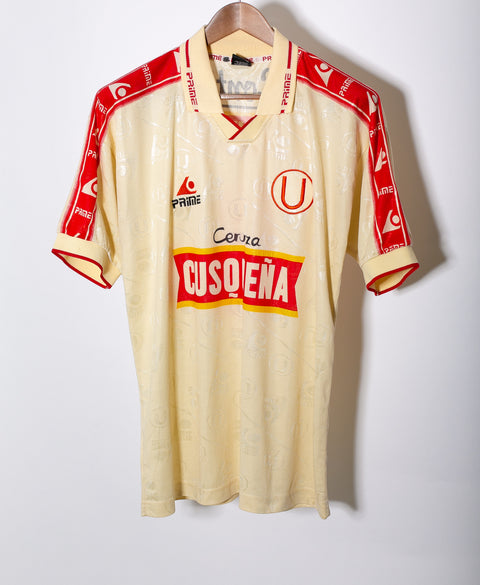 Universitario 2000-01 Home Kit (L)