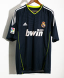 Real Madrid 2010-11 Kaka Away Kit (XL)