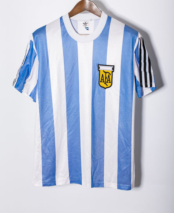 Argentina 1988-89 Home Kit (M)
