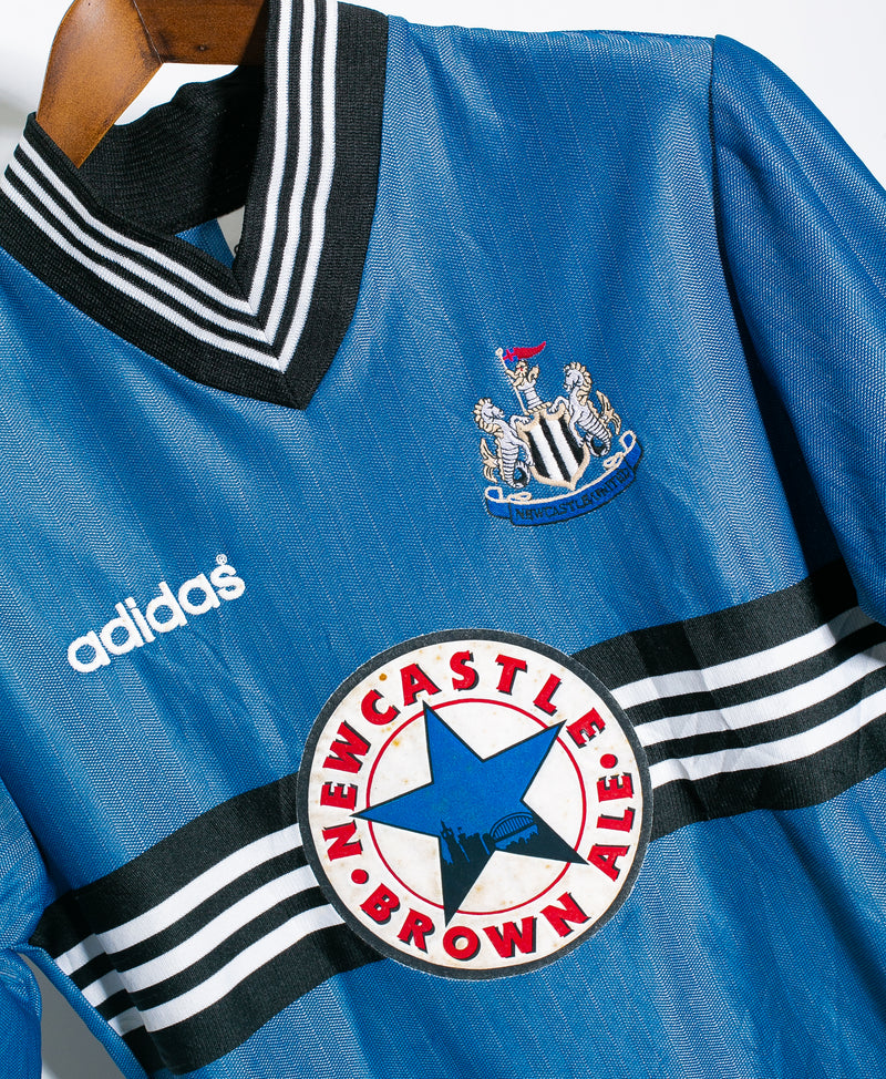 Newcastle 1996-97 Ginola Away Kit (S)